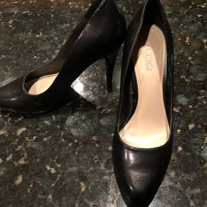 Aldo 3.5” Black Leather Heals